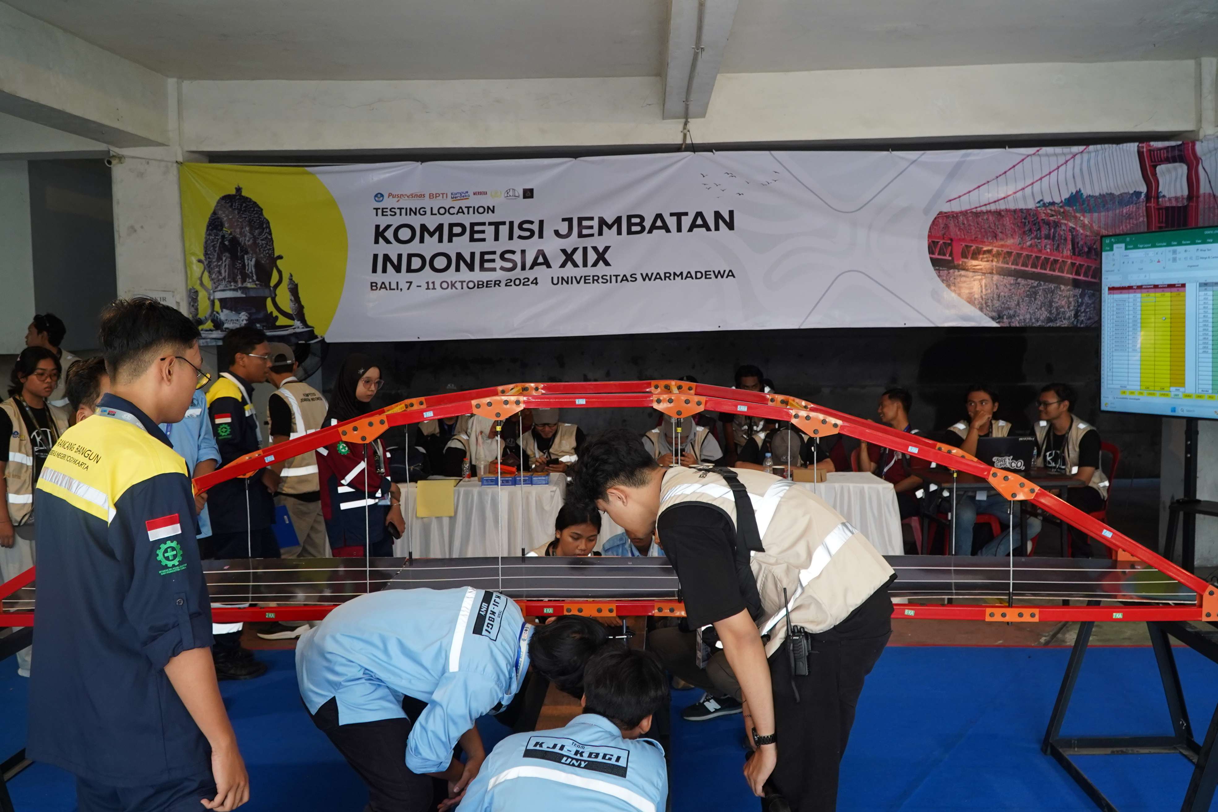 kompetisi-kbgi-kji-2024-universitas-warmadewa-01JXKNDB68TMMVKBDZFG91FDY4.jpg