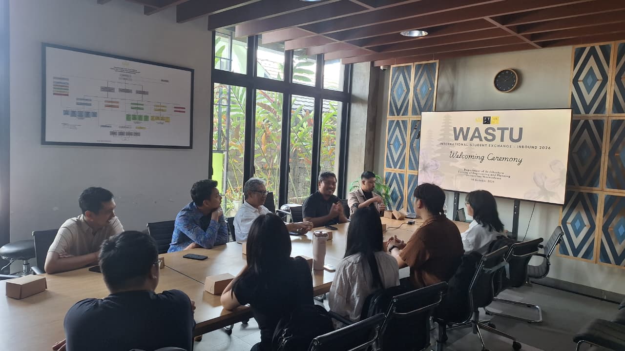 Perkuat Internasionalisasi Pendidikan, Prodi Arsitektur Warmadewa Terima Lima Mahasiswa Malaysia melalui WASTU Inbound 2026